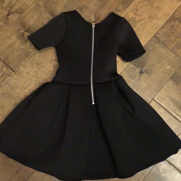 Adorable designer girls dress - Picture 8 of 9